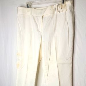 Women's Express brand Design Studio Editor‎ Capri khaki pants